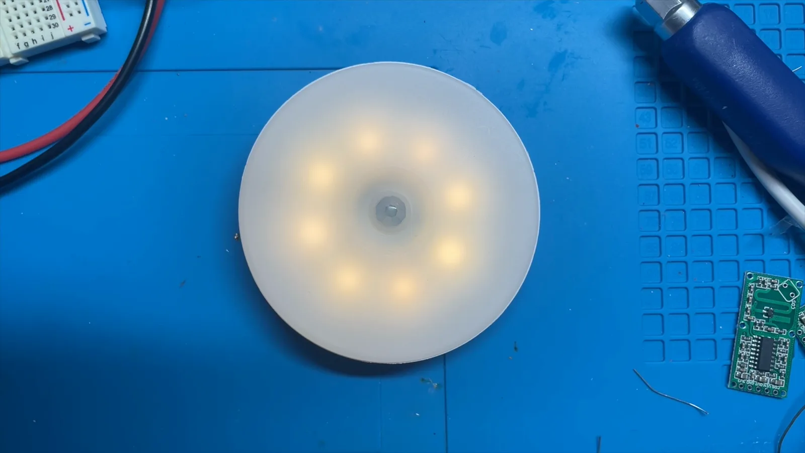 Finished, diffuser on, LEDs glowing